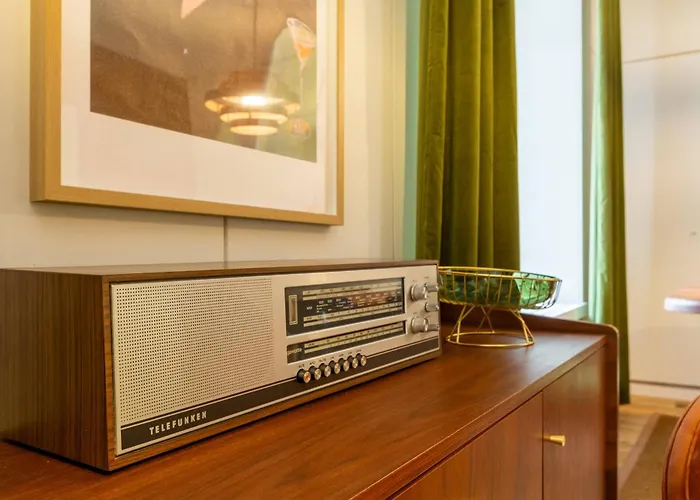 公寓 Retro Stylish 2 Bedroom Near Station *