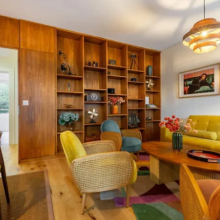 아파트 Retro Stylish 2 Bedroom Near Station