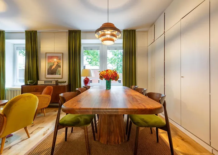 Retro Stylish 2 Bedroom Near Station Zürich