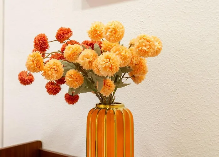 Retro Suite 2 King Beds & Sofa Bed Zuerich Hb