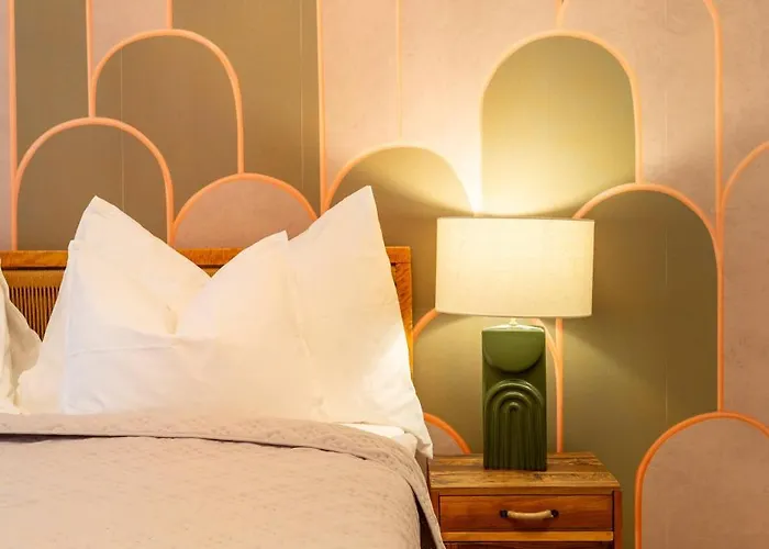 Retro Suite 2 King Beds & Sofa Bed Zuerich Hb * Цюрих